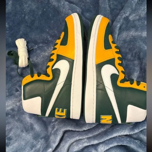 Nike Terminator Green and Yellow Supersonic Men’s Size 10 New with both laces - Picture 4 of 7